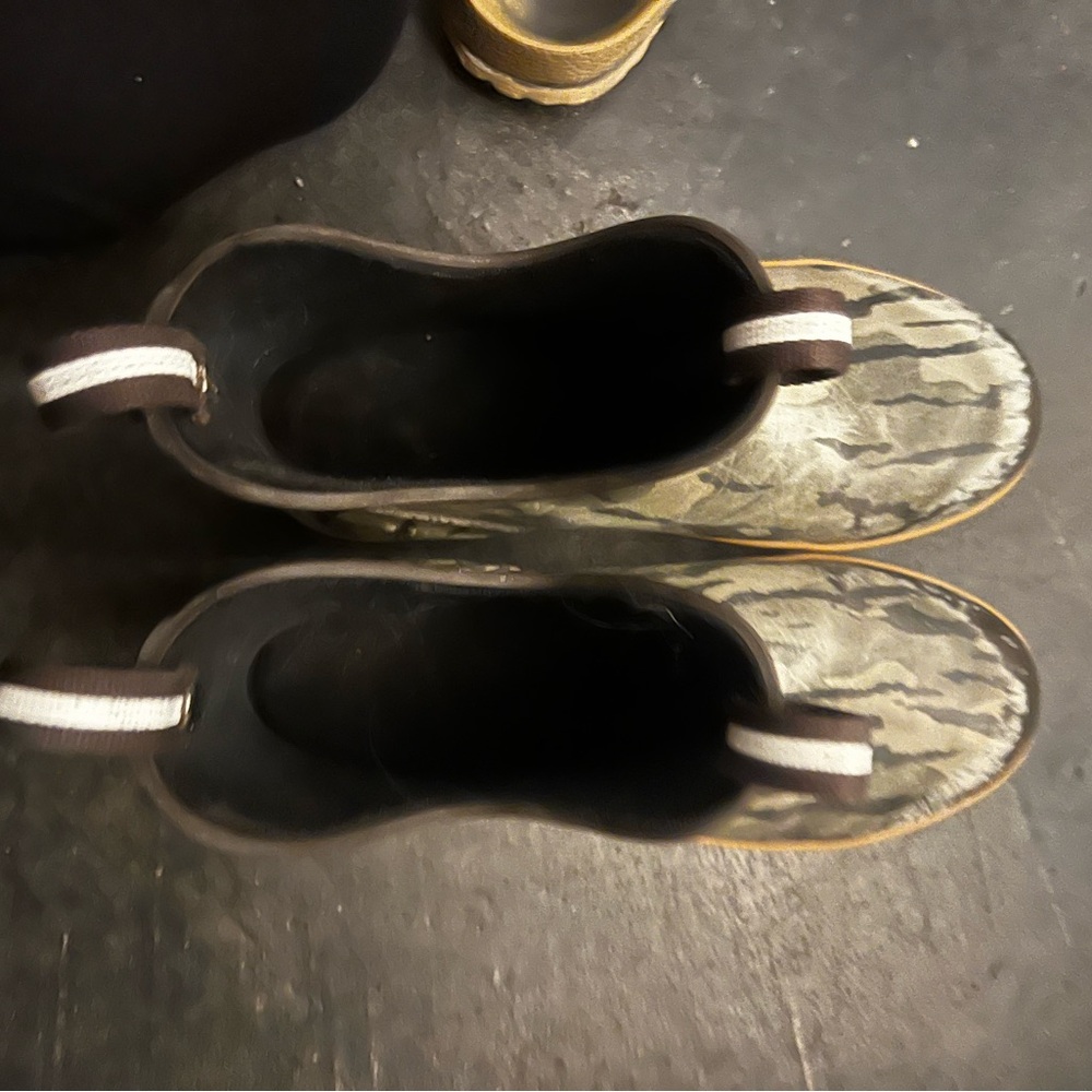 Camouflage Rain Boots - xtratufs